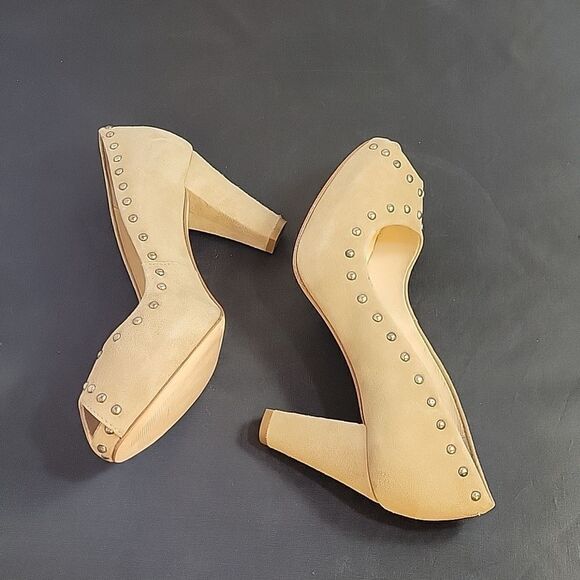 BRAND NEW UNISA PEEP TOE SUEDE WOMEN"S BLOCK STUDDED DETAILING PUMP - Picture 5 of 13